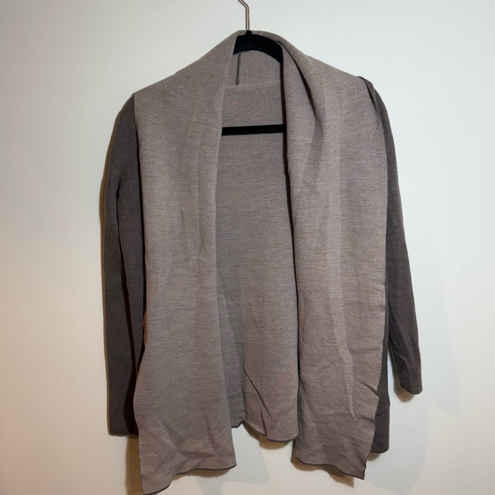 Babaton Beekman cardigan sz small Merino wool